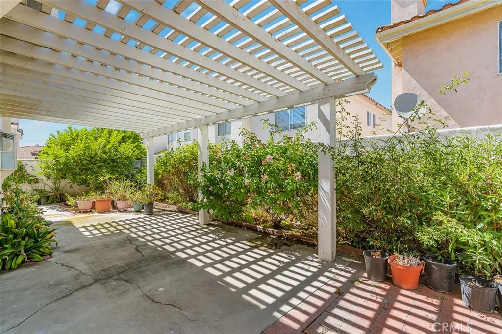 1717 Cabrillo, West Covina, California 91791 home-pic-34